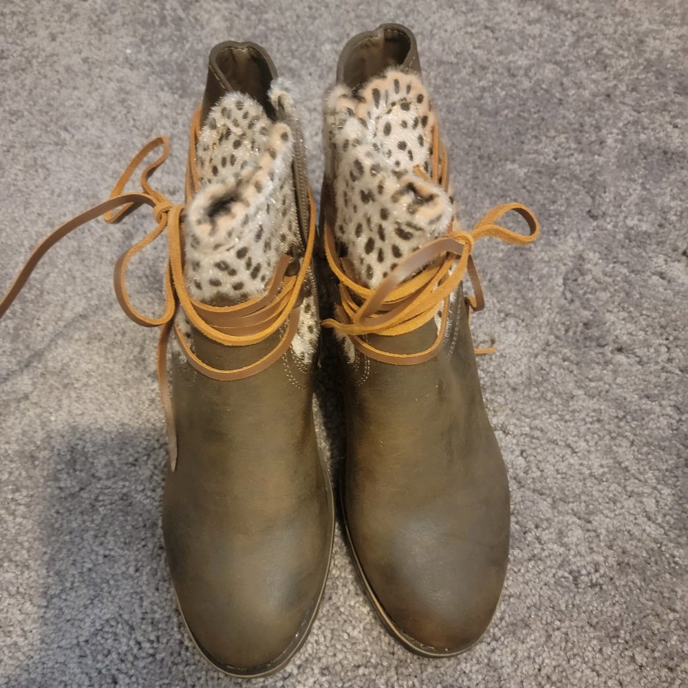 NWOT Fall Boots!